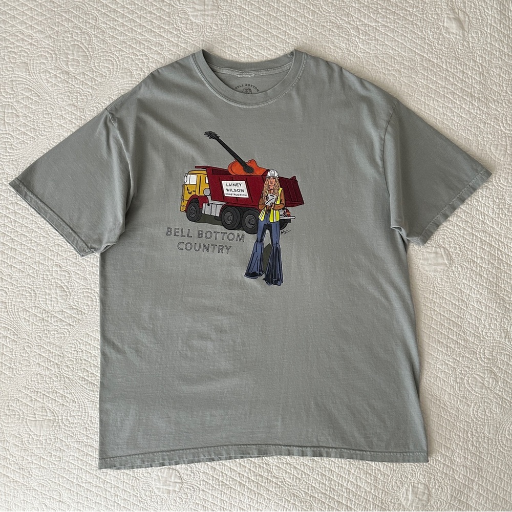 Lainey Wilson Bell Bottom Country Construction Graphic T-Shirt Tee 2XL